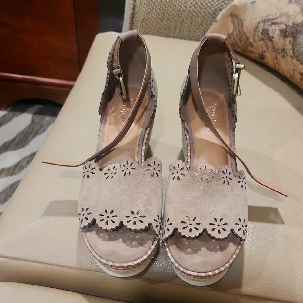 Crown vintage espadrilles